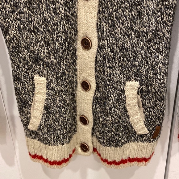 Roots Cabin Sweater - Picture 3 of 8